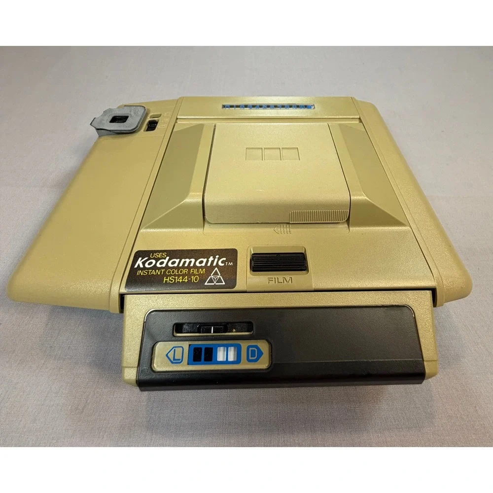 Kodak Koda Matic Instant Color Film Camera HS144-10 Tan Vintage Retro Flash